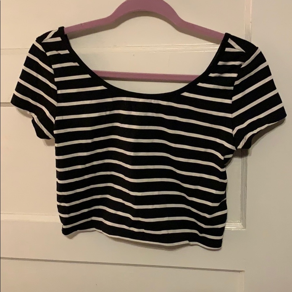 Cropped shirt